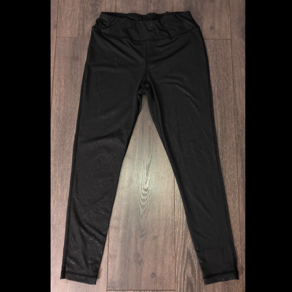 Size M Everlast Leggings